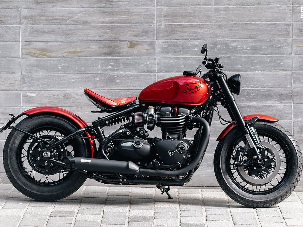 Motor kustom 2024 dengan desain unik dan kreatif.